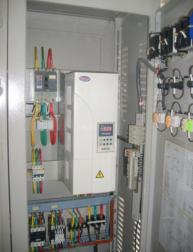 變頻控製櫃廠家